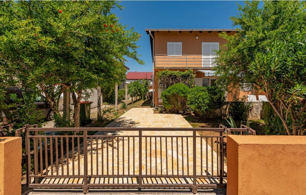 Apartment Neven Привлака Экстерьер фото